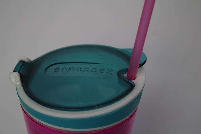 Snackeez review - 2paws Designs