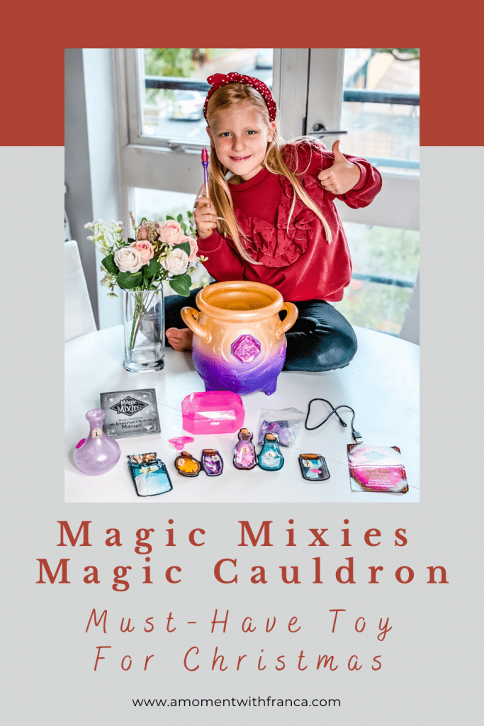 Lot Magic Mixies Magical Misting Cauldron with Interactive Plush Toy Blue  Refill